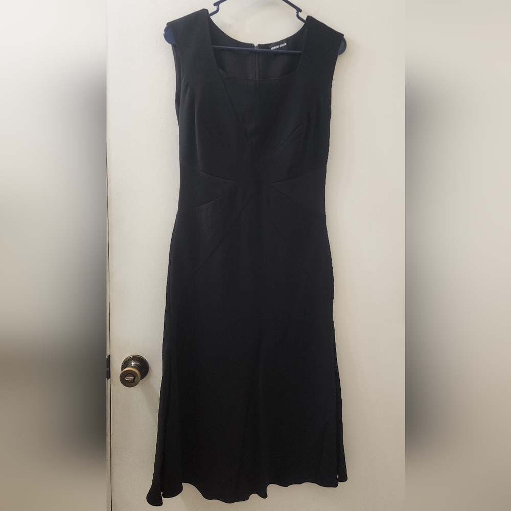 Giorgio Armani Elegant Black Sleeveless Dress, Size 38, 100 % Silk.